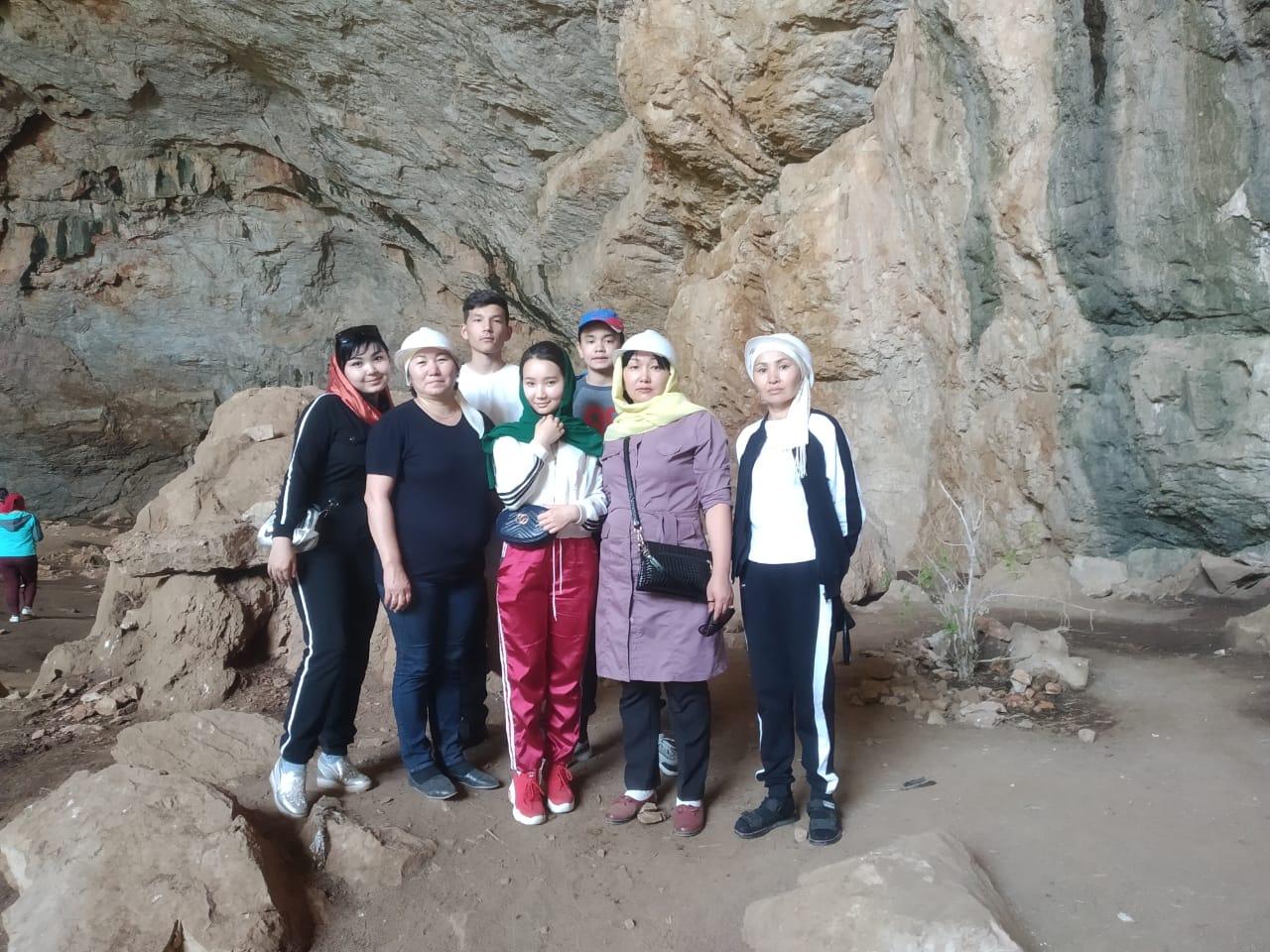 Түркістан облысының киелі жерлеріне саяхат