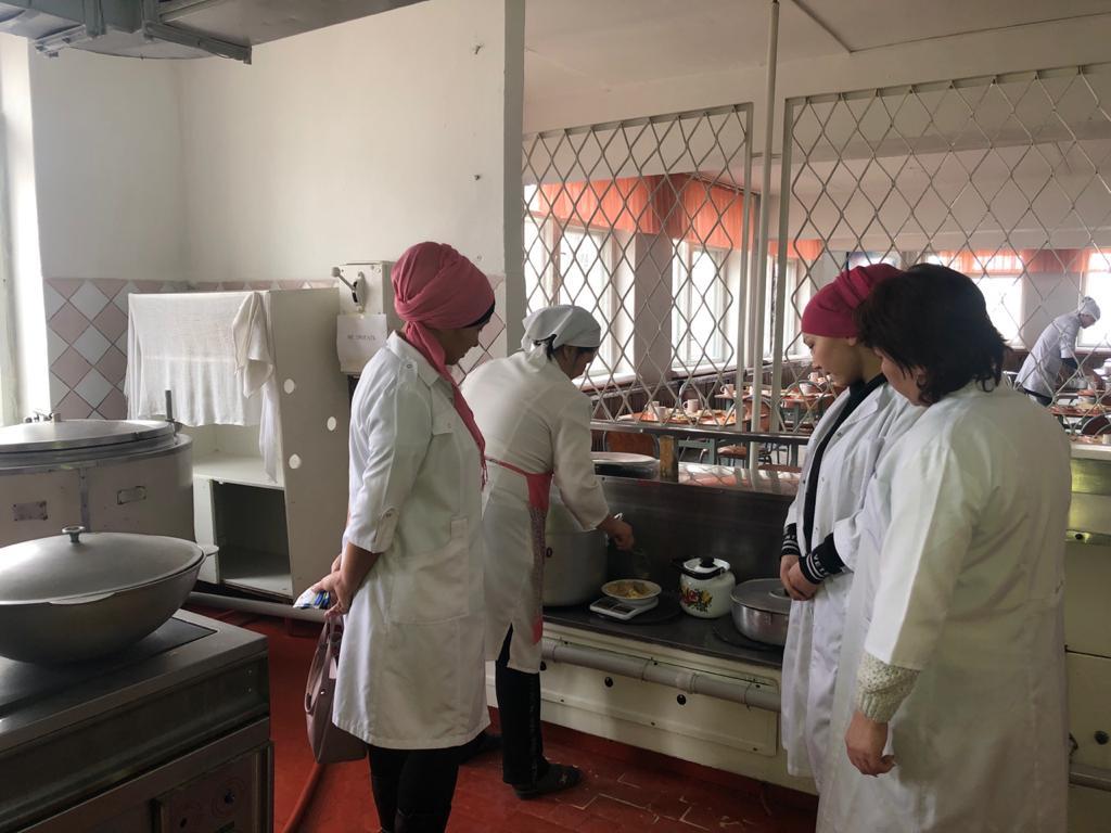 Сакен Сейфуллин атындағы шағын орталықты орта мектебі бойынша "Мектеп асханасы" республикалық акциясын барысында өткізілген іс-шара